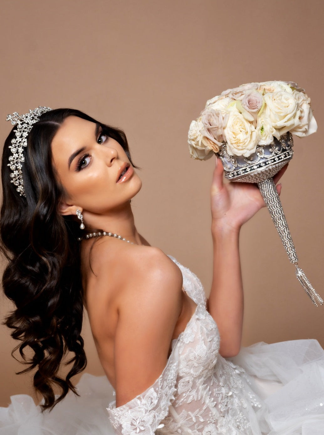 Bride Bouquet Holder, Silver Color, Luxury Wedding Accessories – Bridal Port