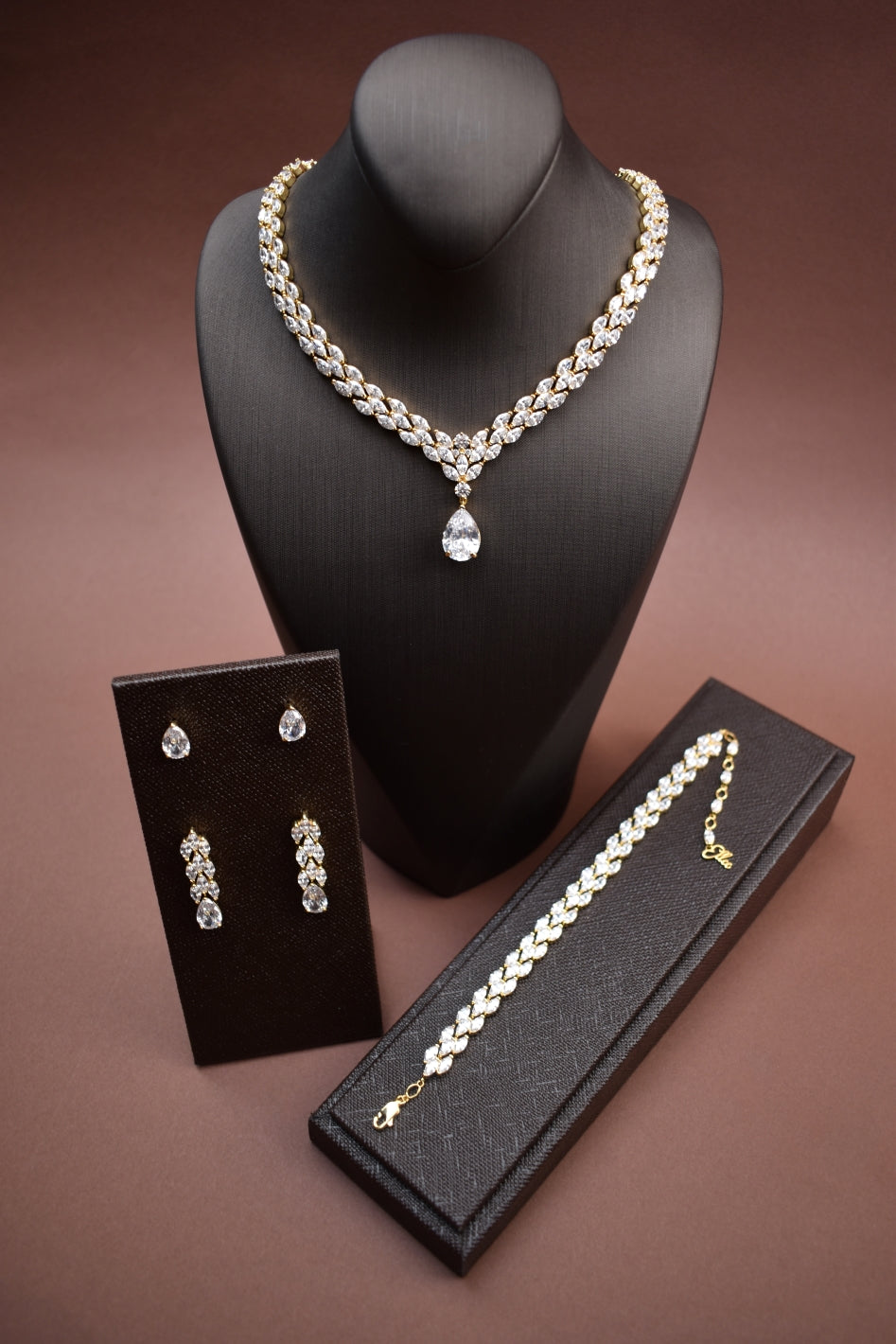 DARLING Simulated Diamond Jewelry Set