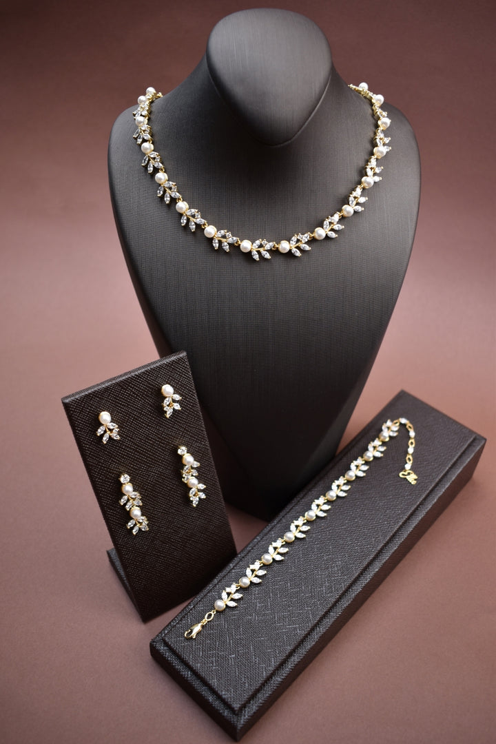 Leen-Jewelry-Set-Gold