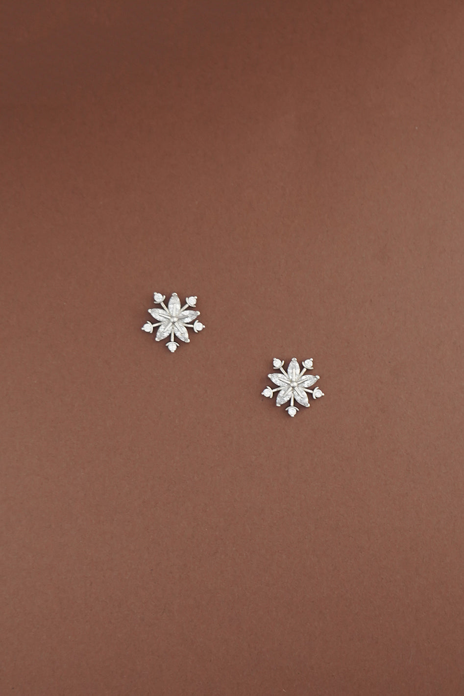 SNOWFLAKE Mini Stud Earrings With Simulated Diamonds