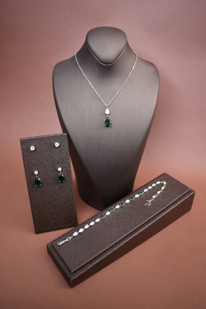 lilit-emerald-jewelry-set-silver