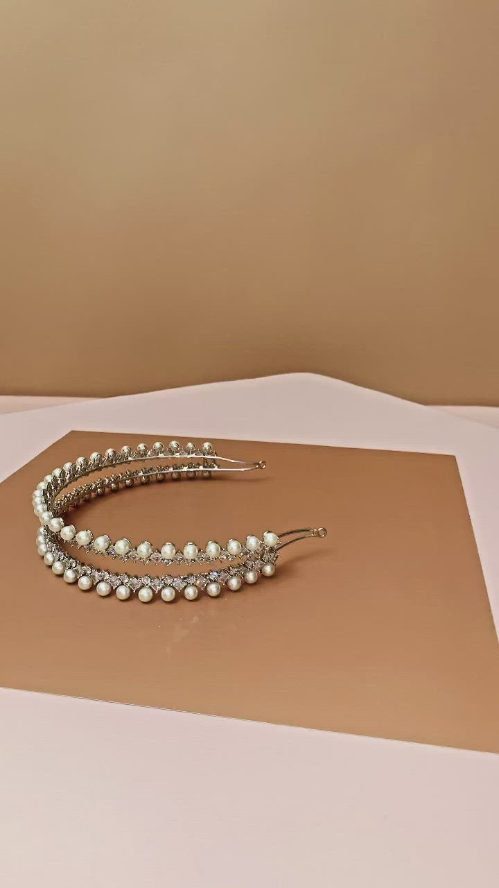 DARA Swarovski and Pearls Stunning Bridal Headband