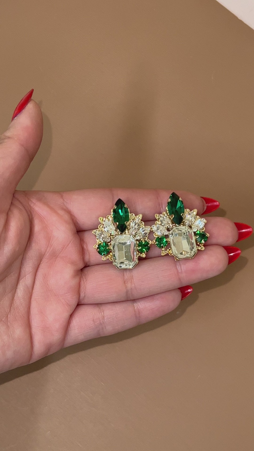 OYA-EMERALD Swarovski Stud Earrings