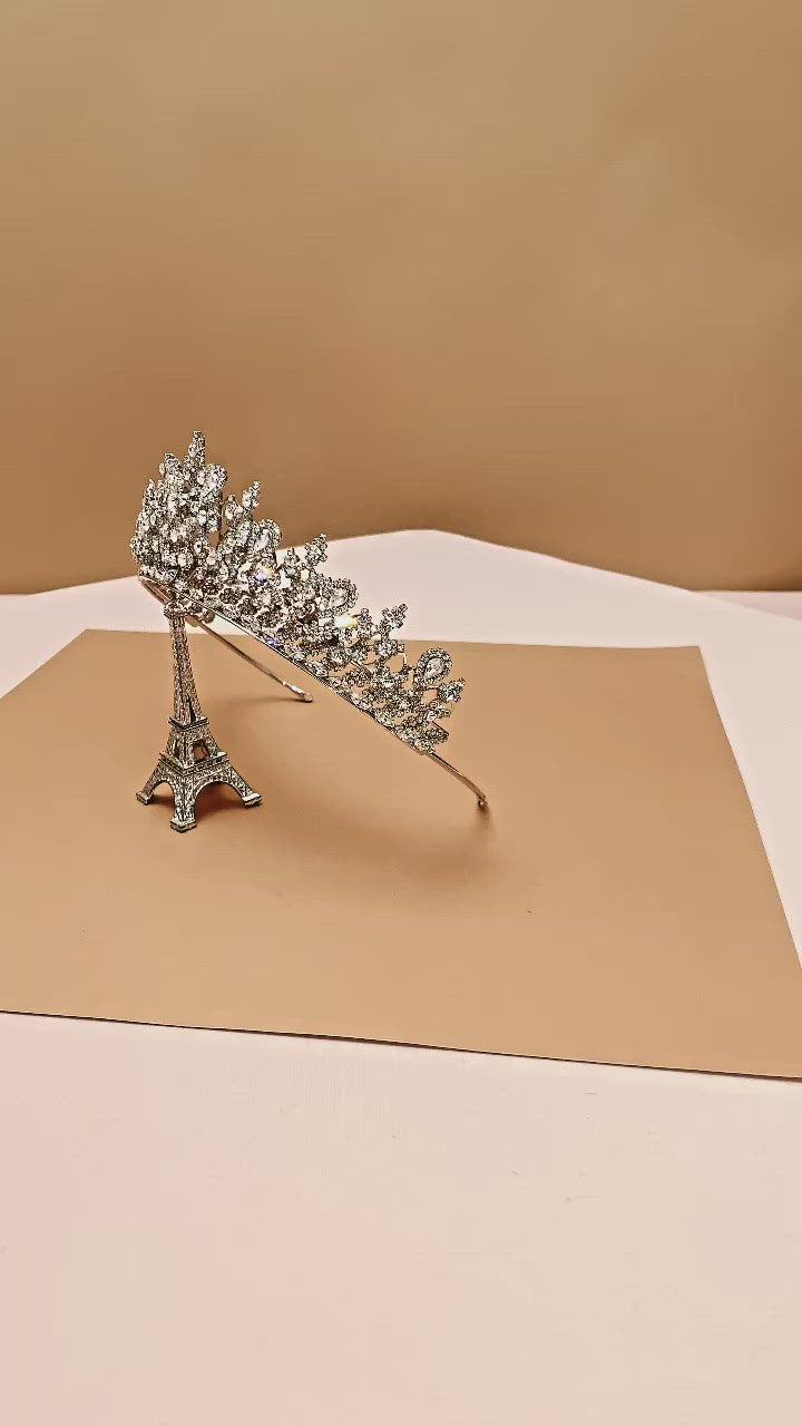 GEMNA Swarovski Luxurious Wedding Tiara, Bridal Crown