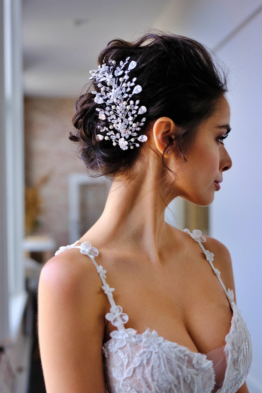 Beautiful hair comb, online wedding jewelry, wedding hairstyle, jewelry ceremony