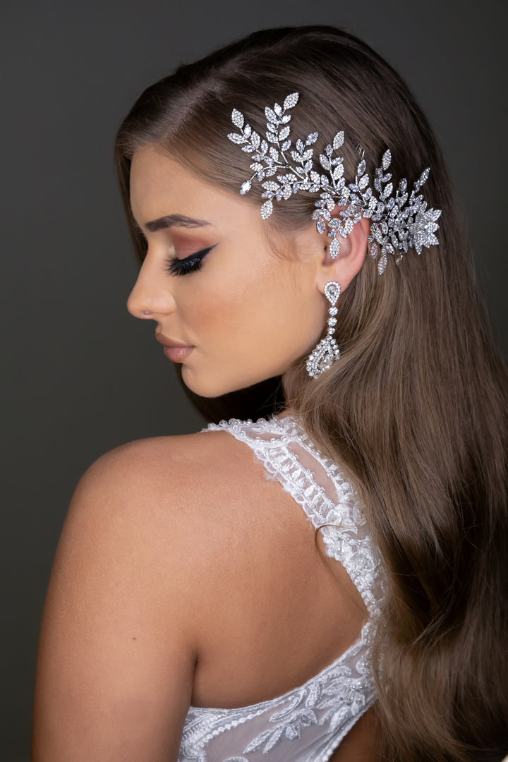 FAST SHIPPING!! Silver Swarovski Bridal Halo, buy Bridal Wreath, Bridal Hair Comb, Swarovski Hair Comb, Crystal Hair Comb, Swarovski Hairband