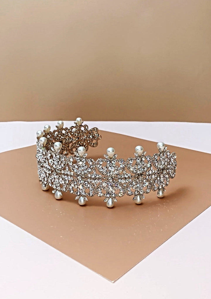 SAVANAH Wedding Headband with Luxurious Pearls, Swarovski Crystals