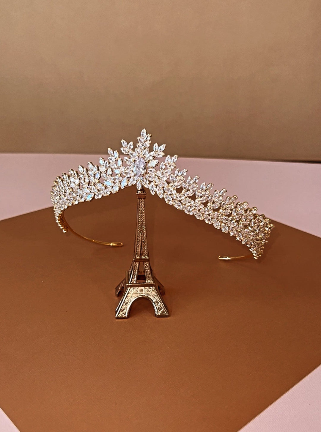 LILIANA Swarovski Charming Tiara