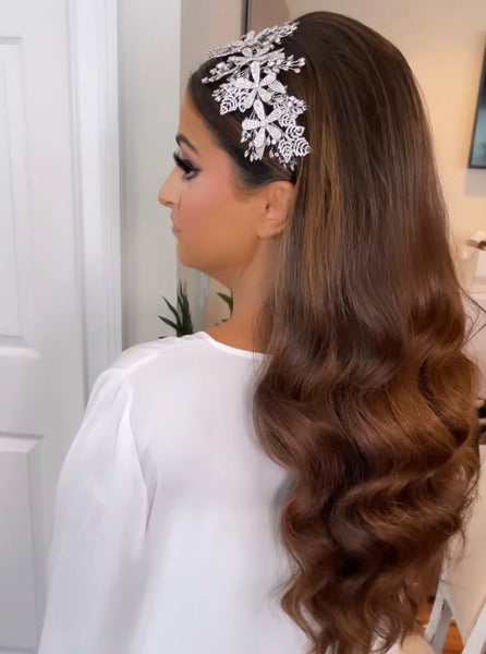 7 Tips for Choosing Your Bridal Hair Accessories – Ellee Couture