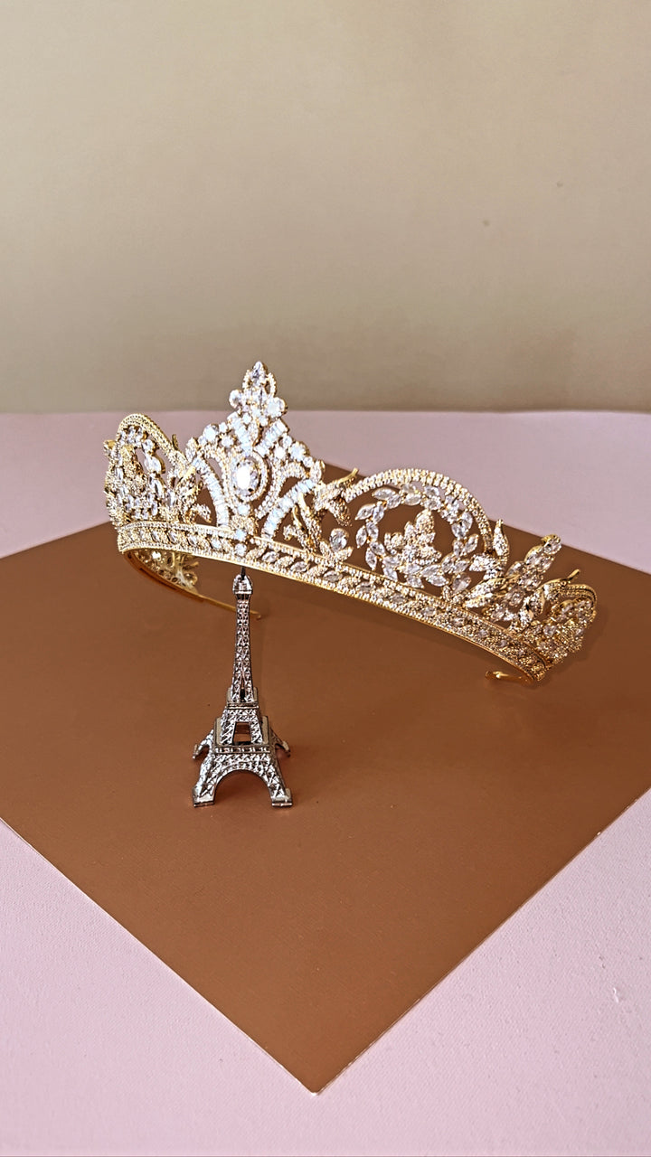 Ellee Real Quinceanera Adorned with REALE Gorgeous Swarovski Crystals Stunning Tiara