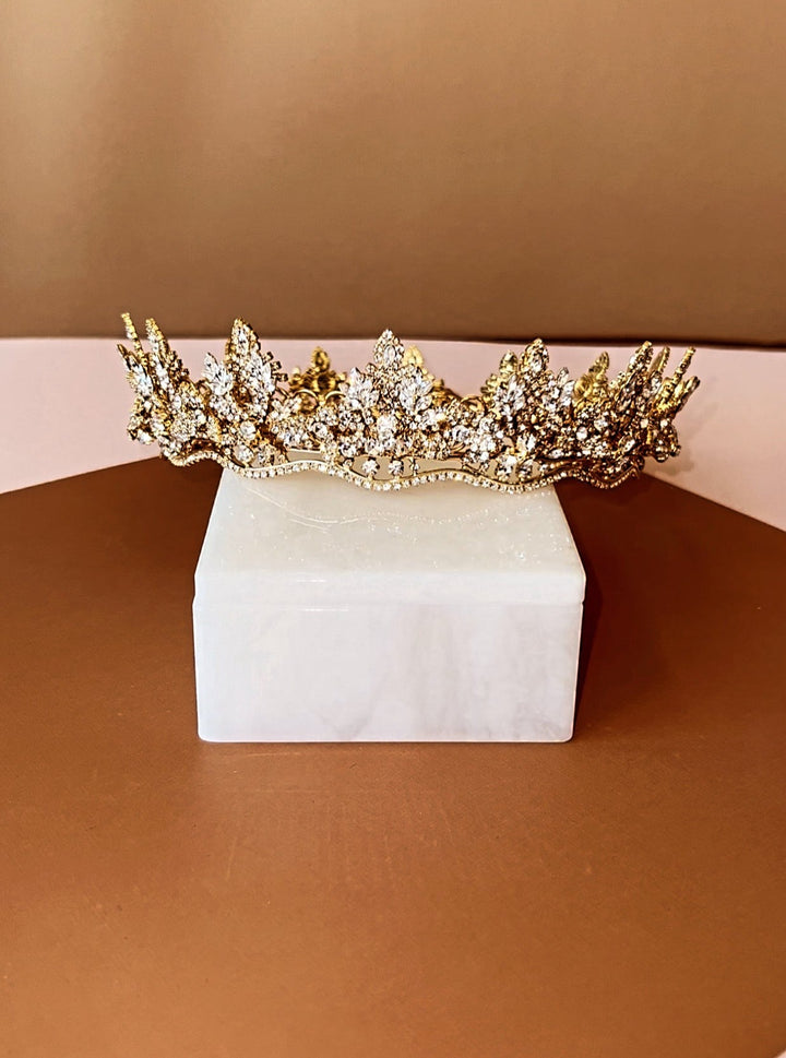 AMAL Luxurious 3-D Bridal Full Crown, Stunning Royal Wedding Crown