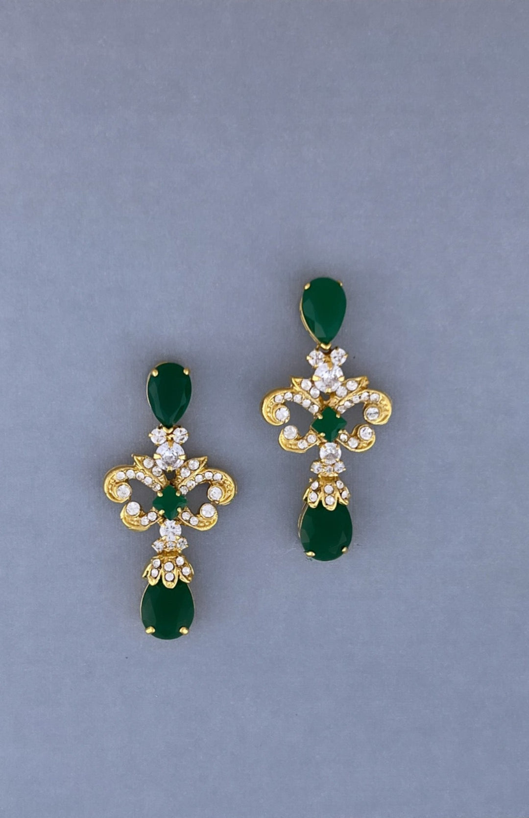 EMERALD Stunning Earrings with Green Swarovski Crystals